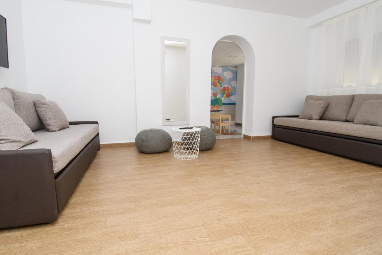 Rentalmar Villa Covamar Families Only Salou Kültér fotó